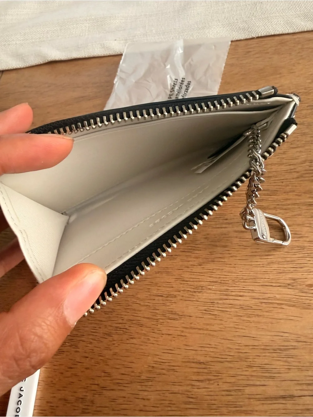 Marc Jacobs White Leather Zip Card Pouch with Silver Hardware